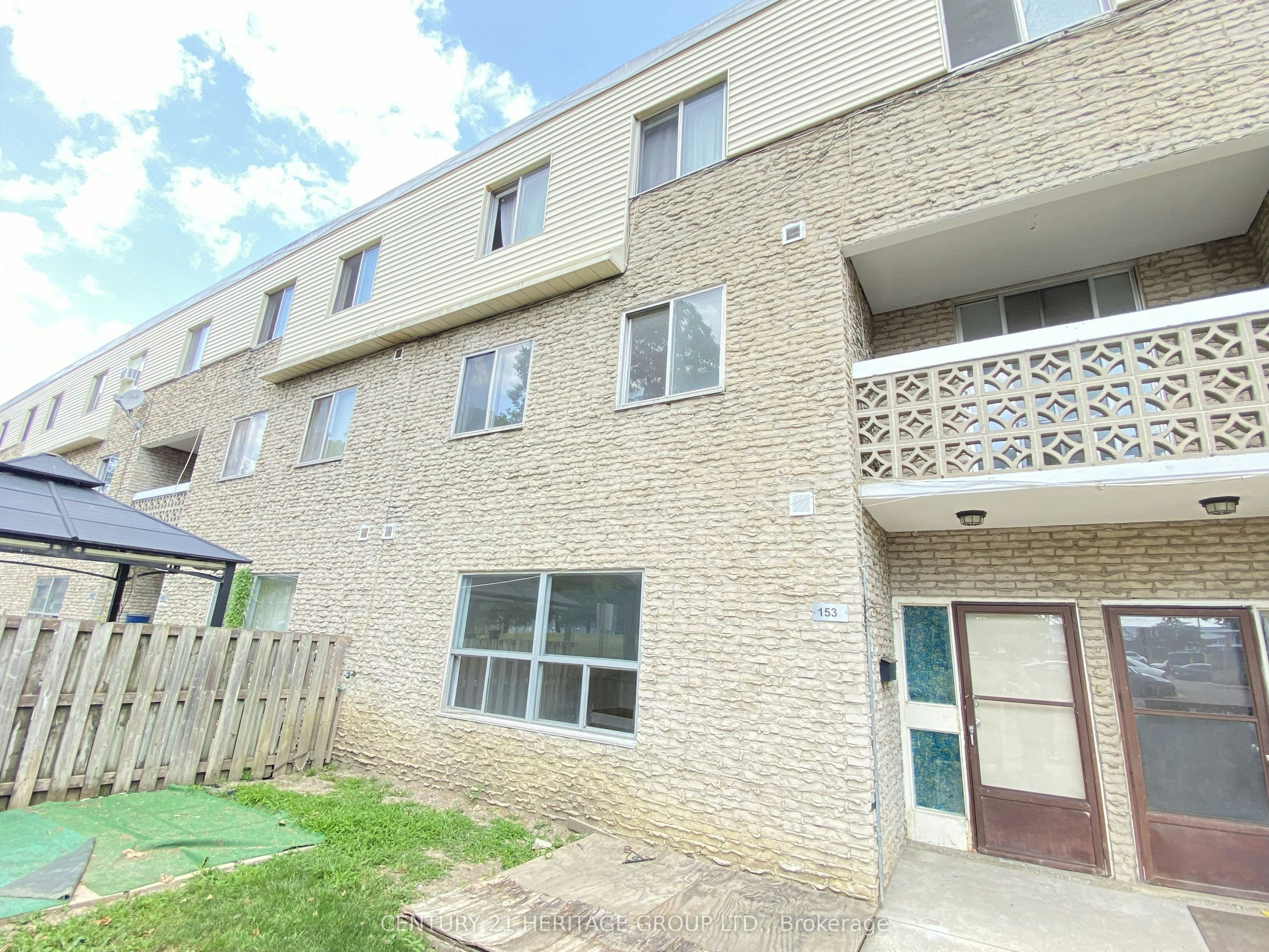 153-7555 Goreway Drive, Mississauga, ON, L4T 3M9