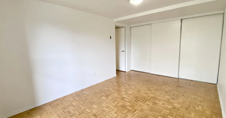155-7555 Goreway Drive, Mississauga, ON, L4T 3M9 - 7