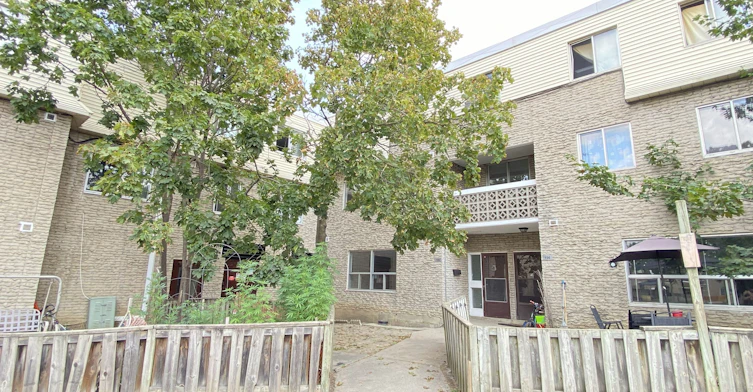 155-7555 Goreway Drive, Mississauga, ON, L4T 3M9 - 2