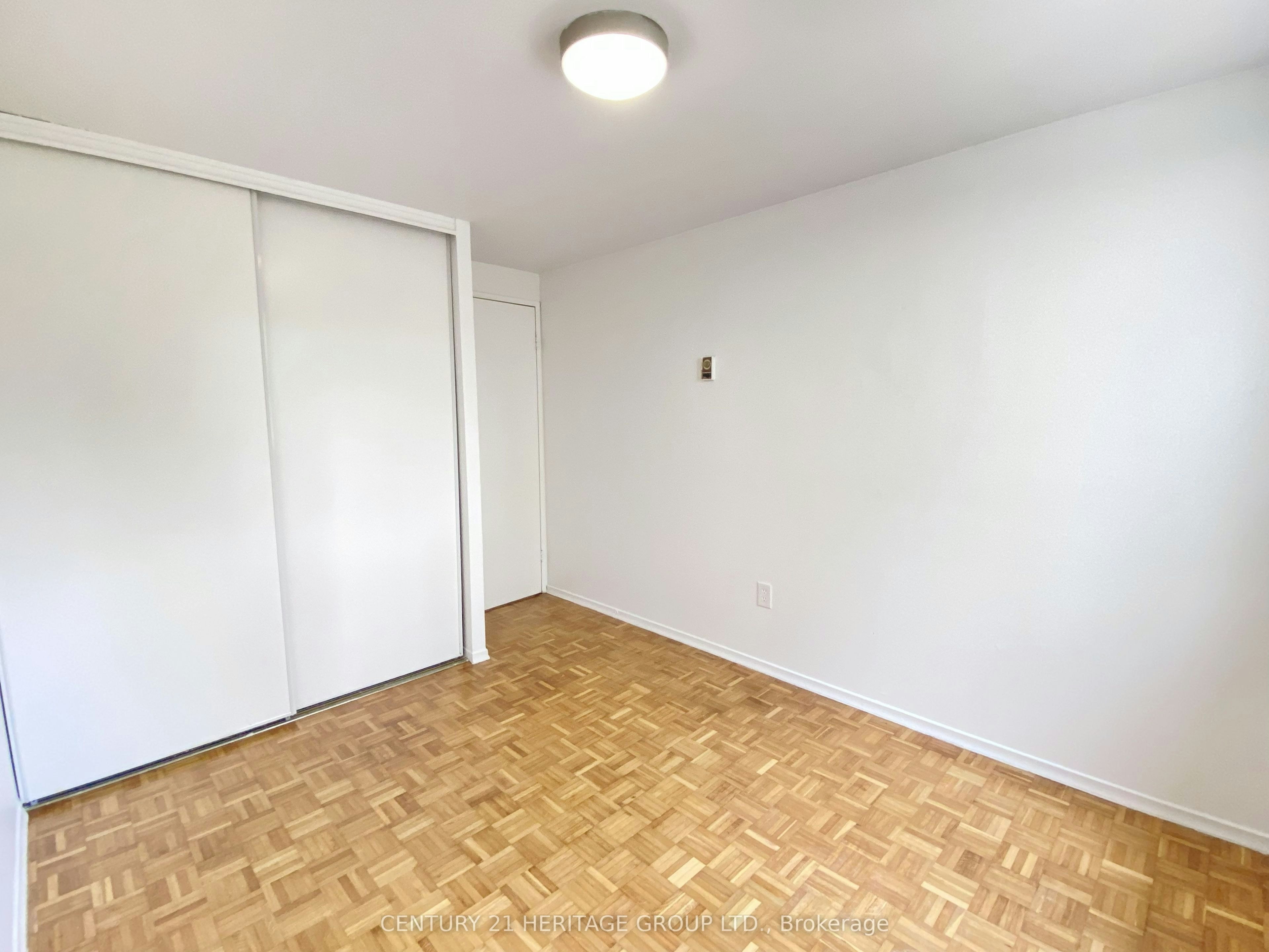 155-7555 Goreway Drive, Mississauga, ON, L4T 3M9 - 9