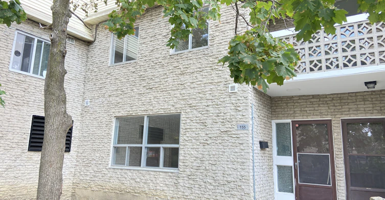 155-7555 Goreway Drive, Mississauga, ON, L4T 3M9
