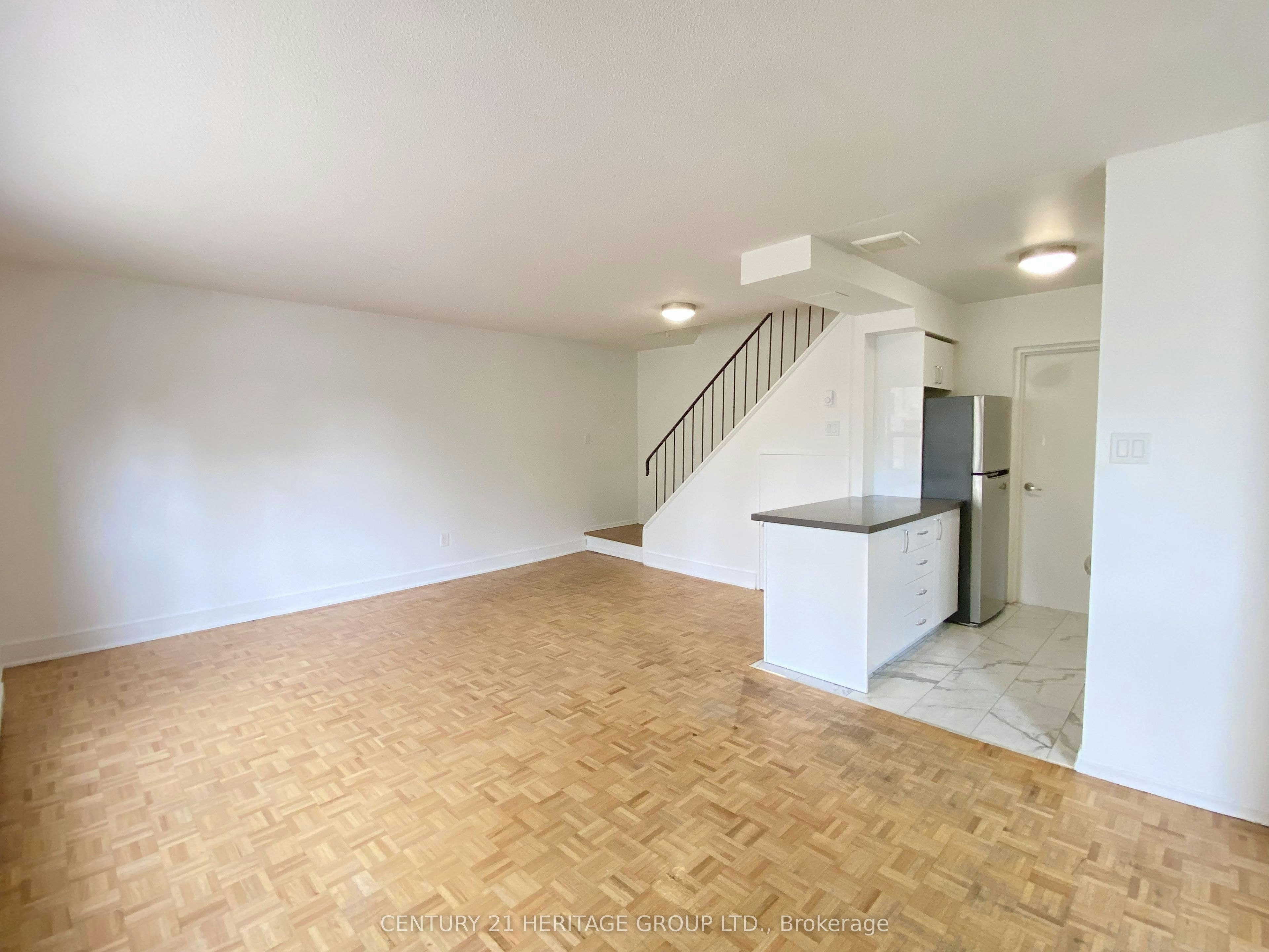 155-7555 Goreway Drive, Mississauga, ON, L4T 3M9 - 3