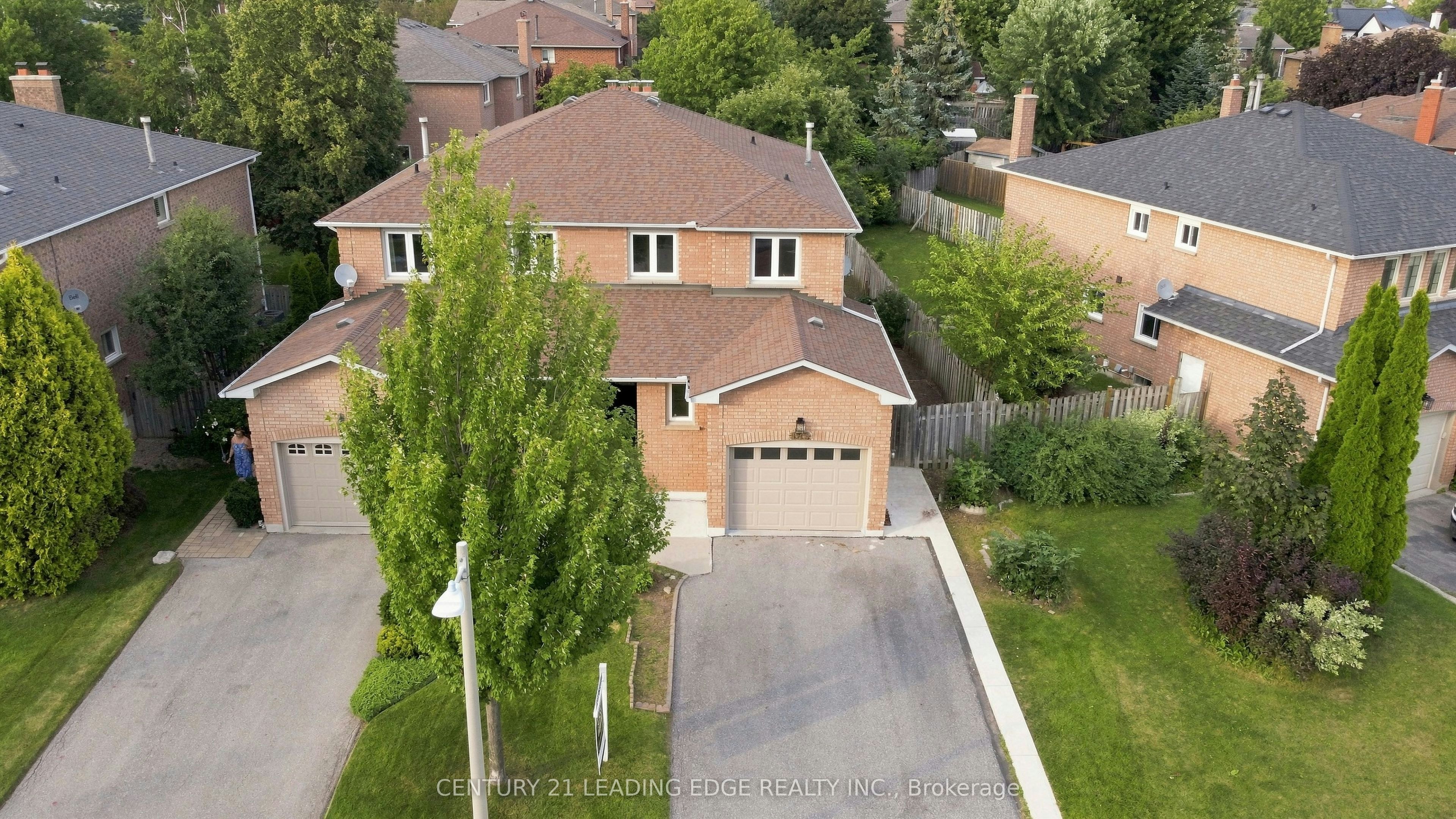183 Hopewell Road, Oakville, ON, L6H 5Y9