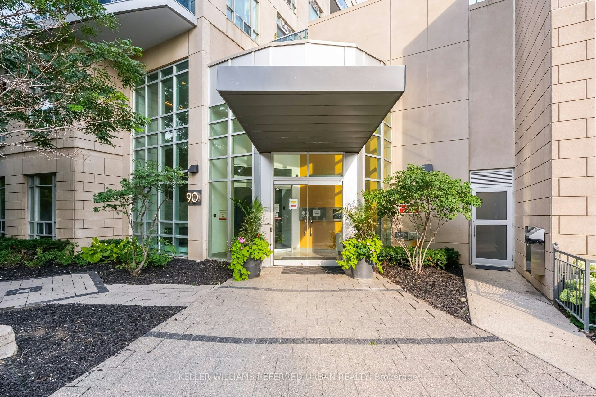 504-90 Absolute Avenue, Mississauga, ON, L4Z 0A3 - 2