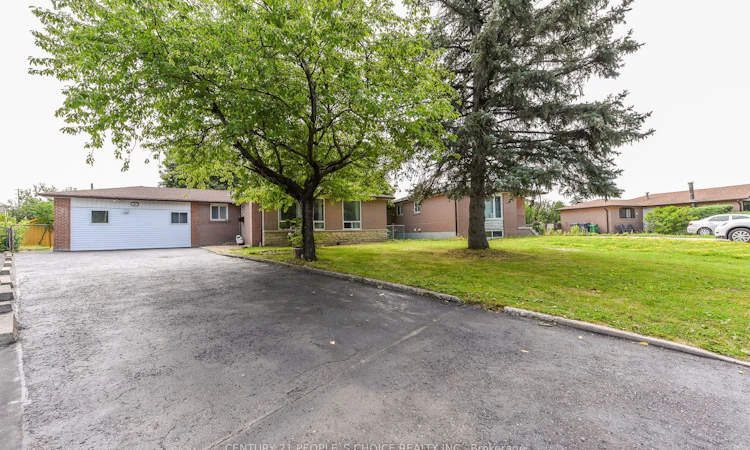 8 Fidelia Crescent