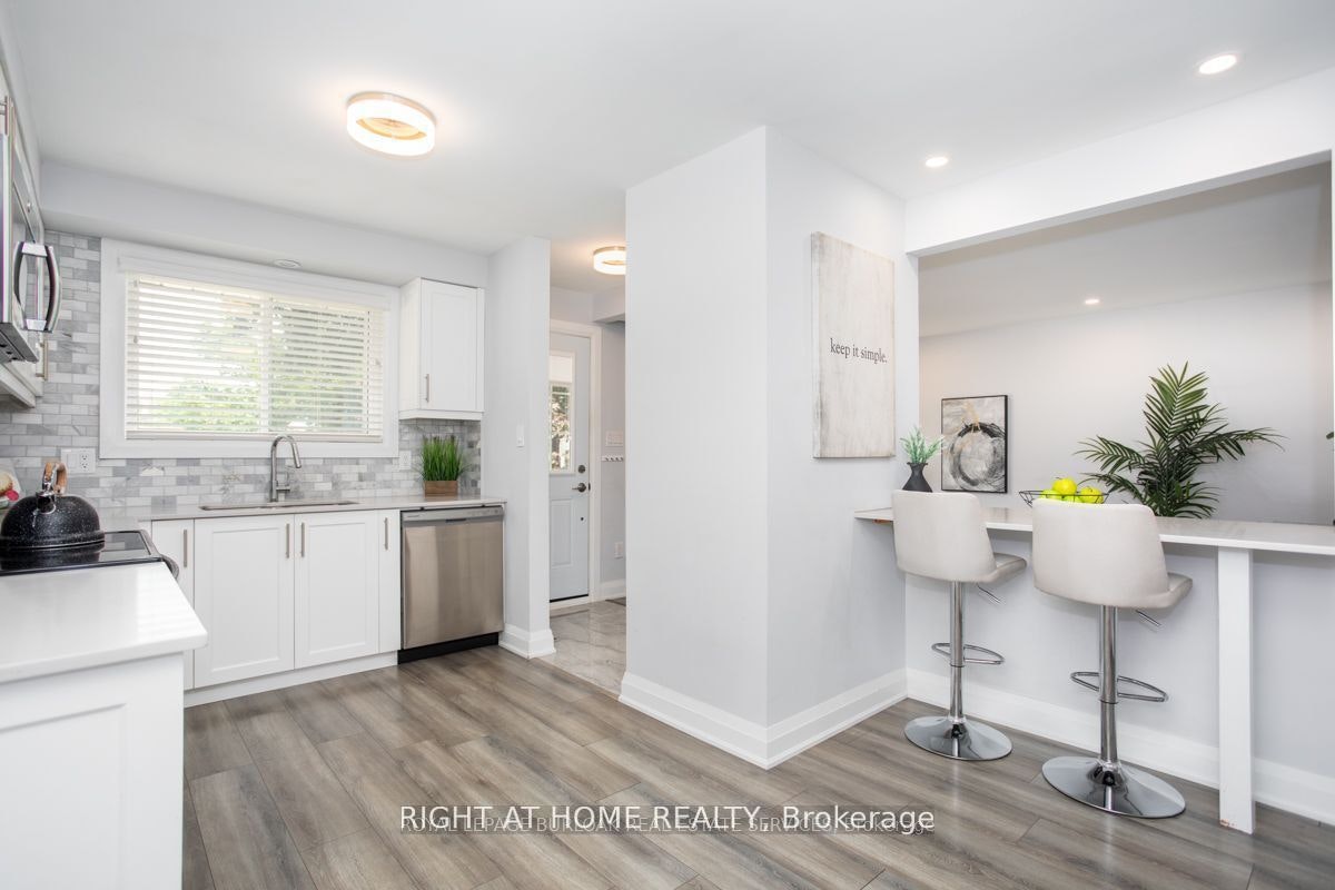 Main-576 Turner Drive, Burlington, ON, L7L 2W7 - 4