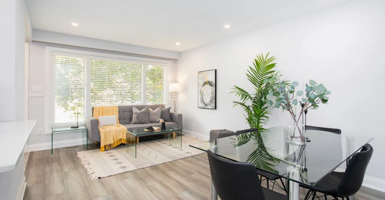 Main-576 Turner Drive, Burlington, ON, L7L 2W7 - 2