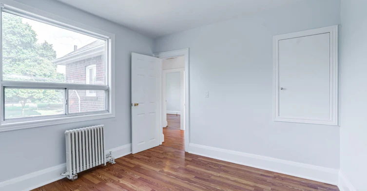 2-143 Connolly Street, Toronto, ON, M6N 1E8 - 14