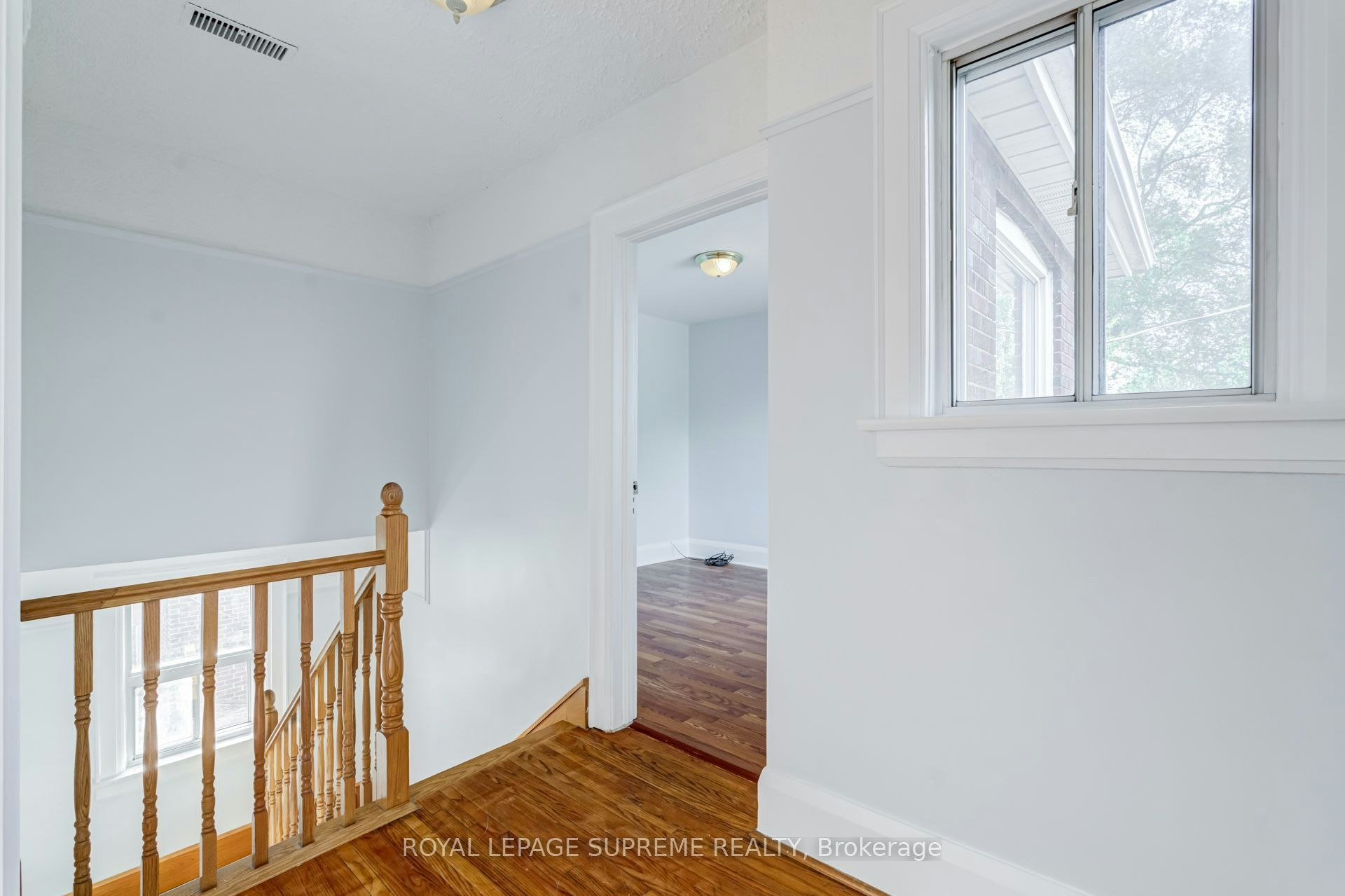 2-143 Connolly Street, Toronto, ON, M6N 1E8 - 11