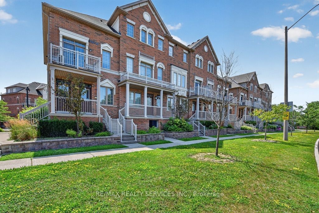 15-180 Howden Boulevard, Brampton, ON, L6S 0E6
