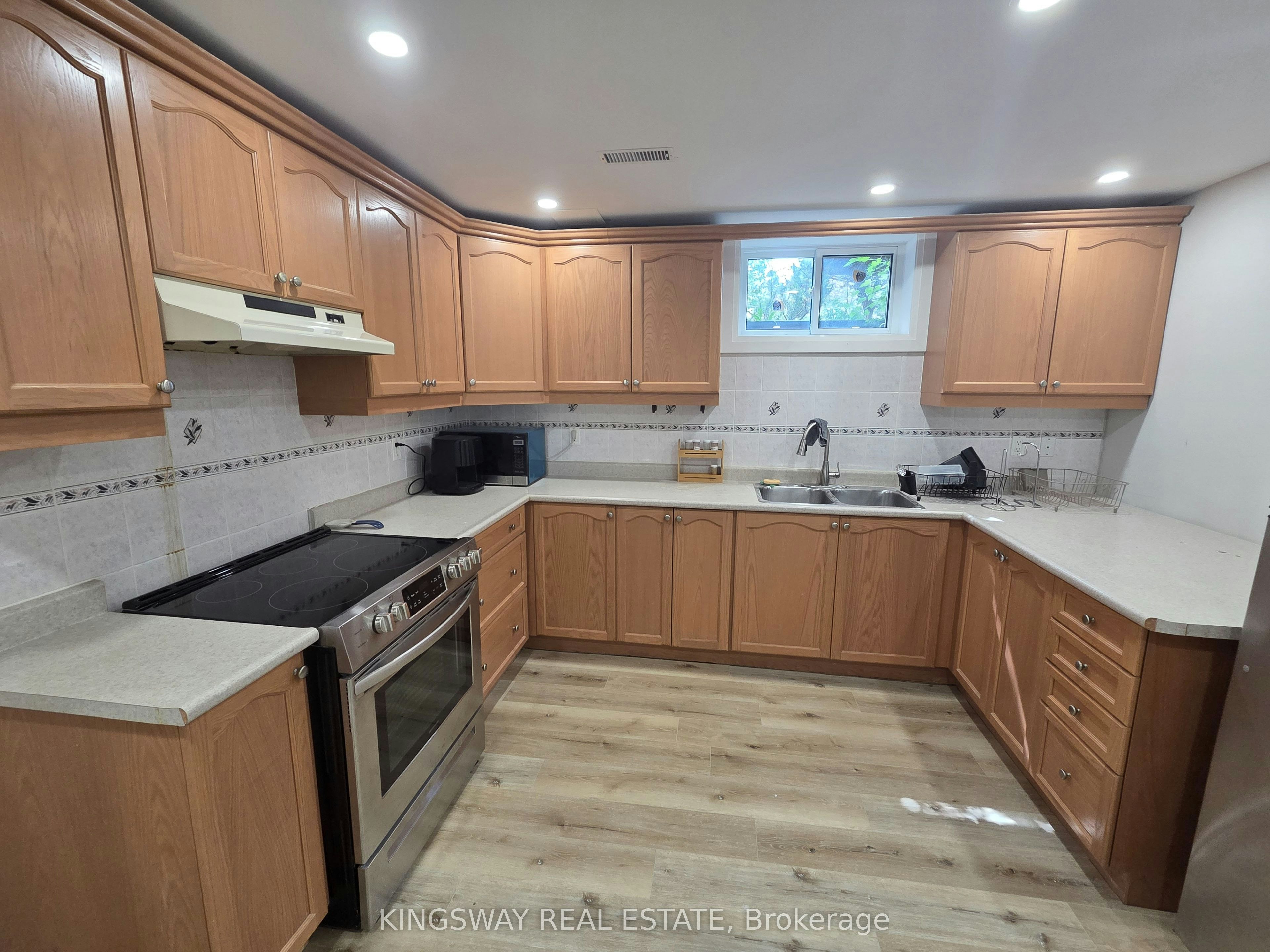 Basement Apt-1756 Bridewell Court, Mississauga, ON, L5L 3R7 - 5