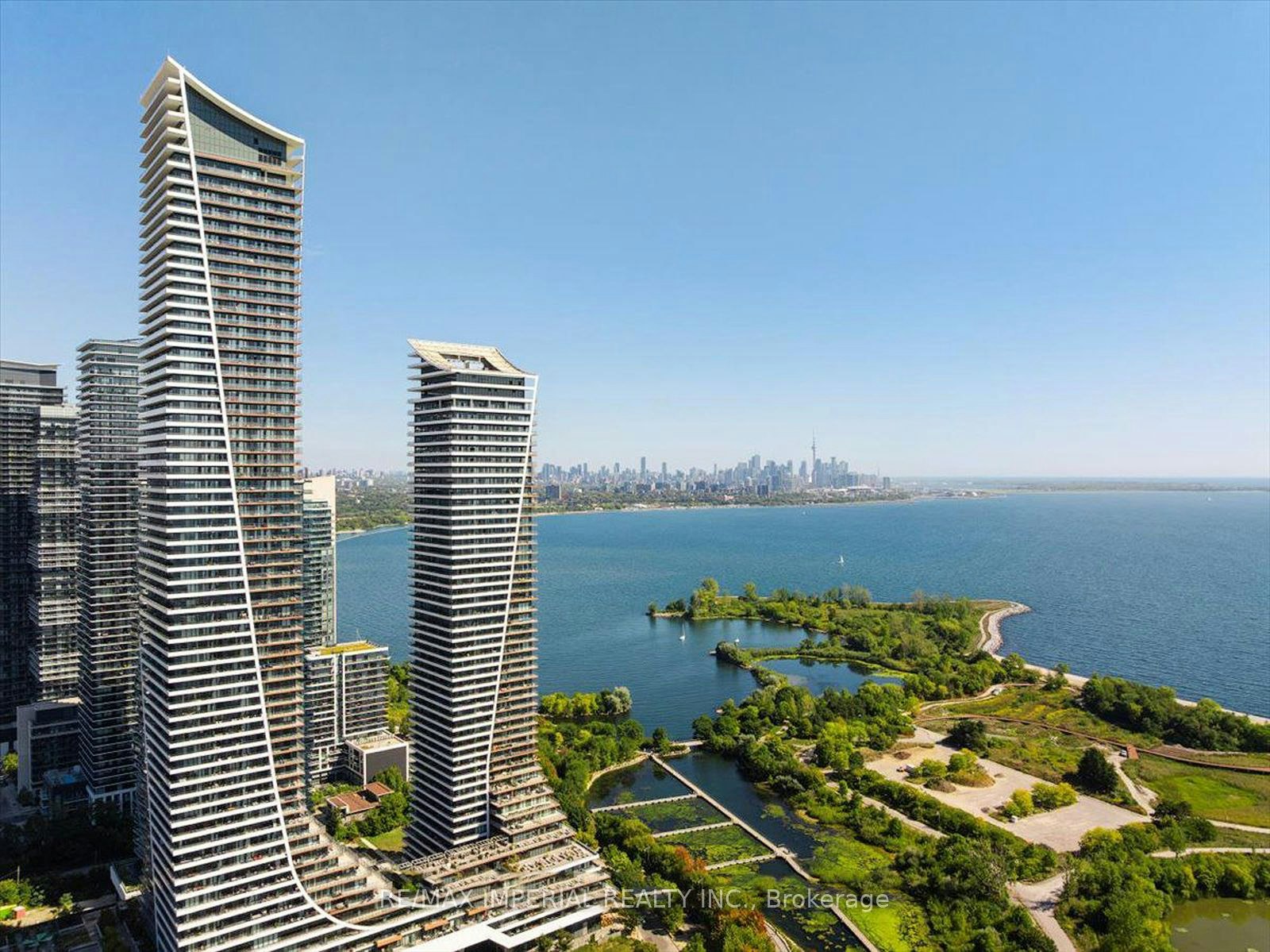 2007-20 Shore Breeze Drive, Toronto, ON, M8V 0C7