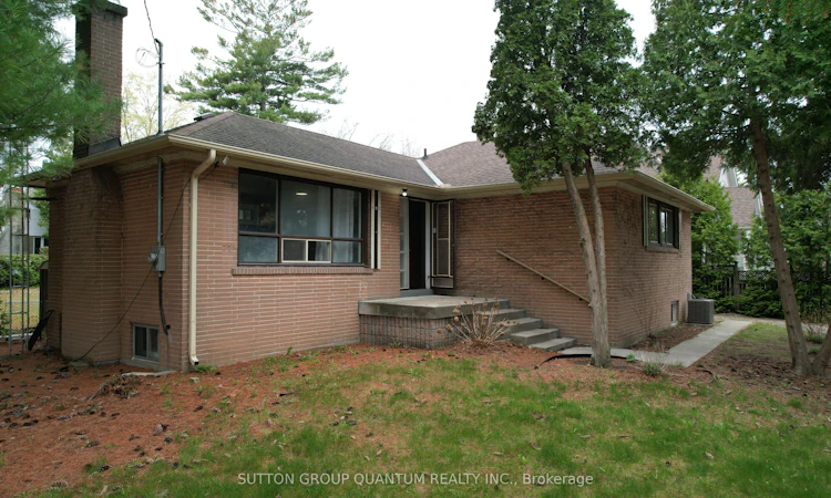 394 Maplehurst Avenue