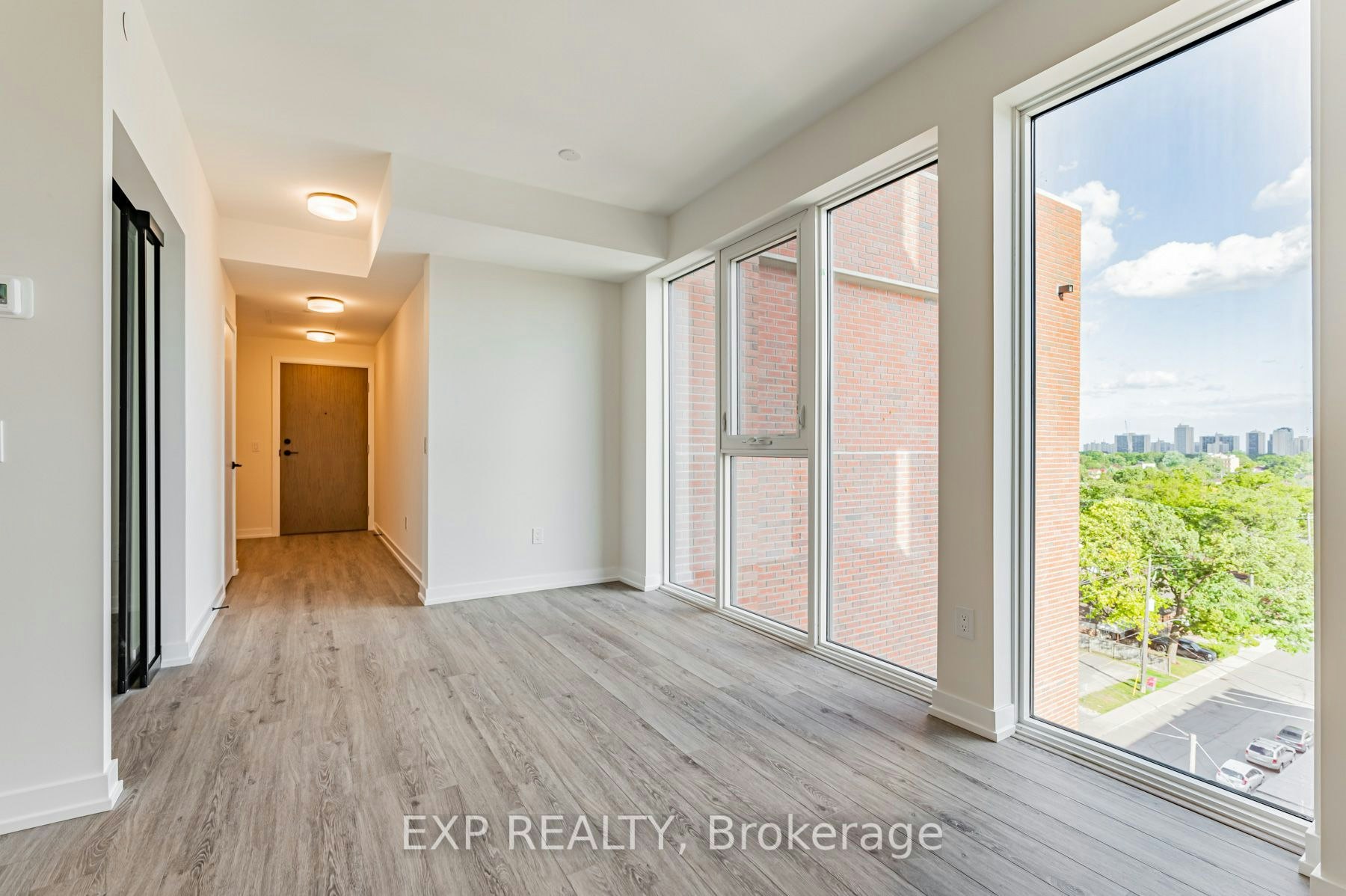 803-2300 St Clair Avenue W, Toronto, ON, M6N 1K8 - 7