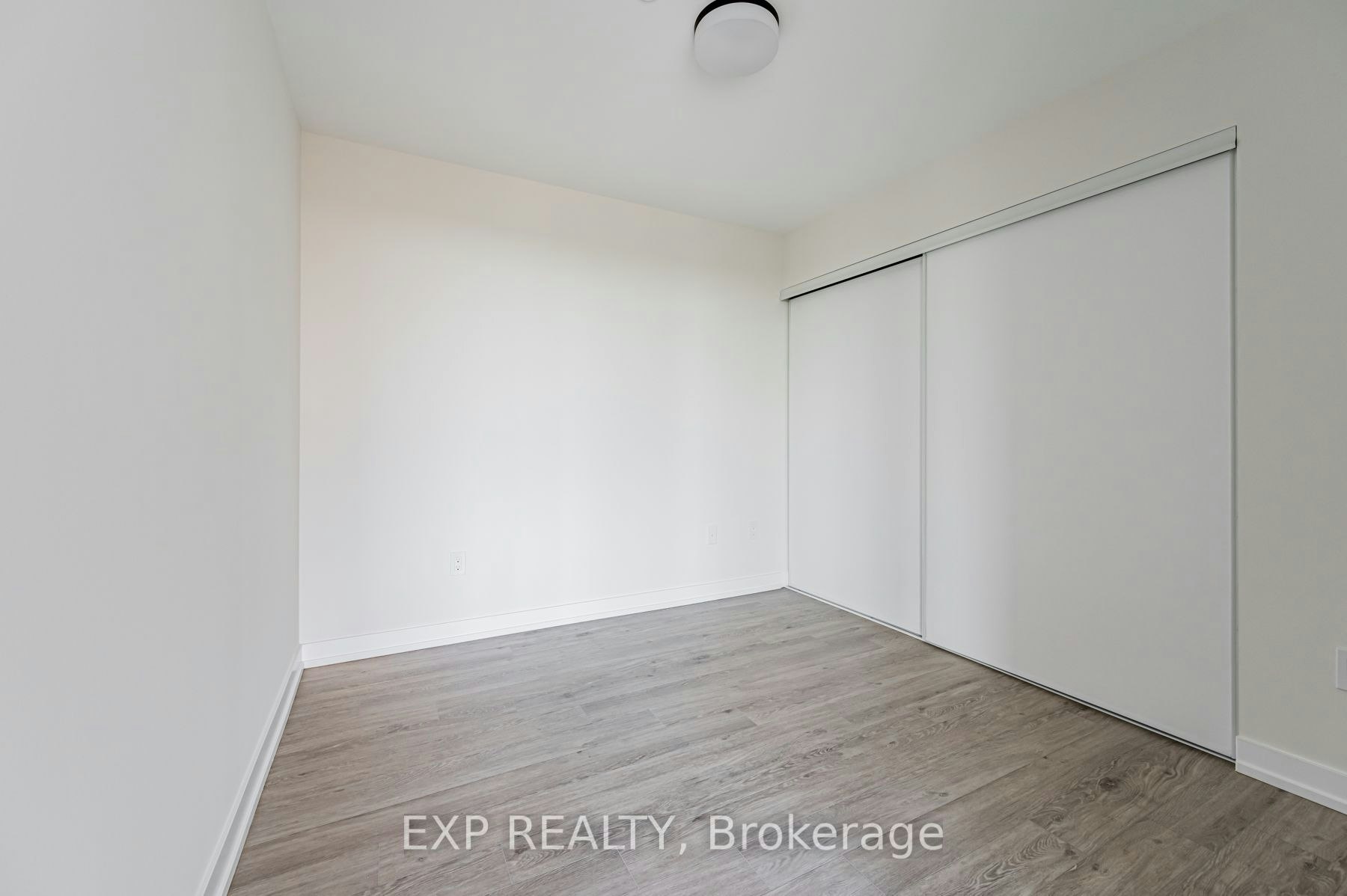 803-2300 St Clair Avenue W, Toronto, ON, M6N 1K8 - 6