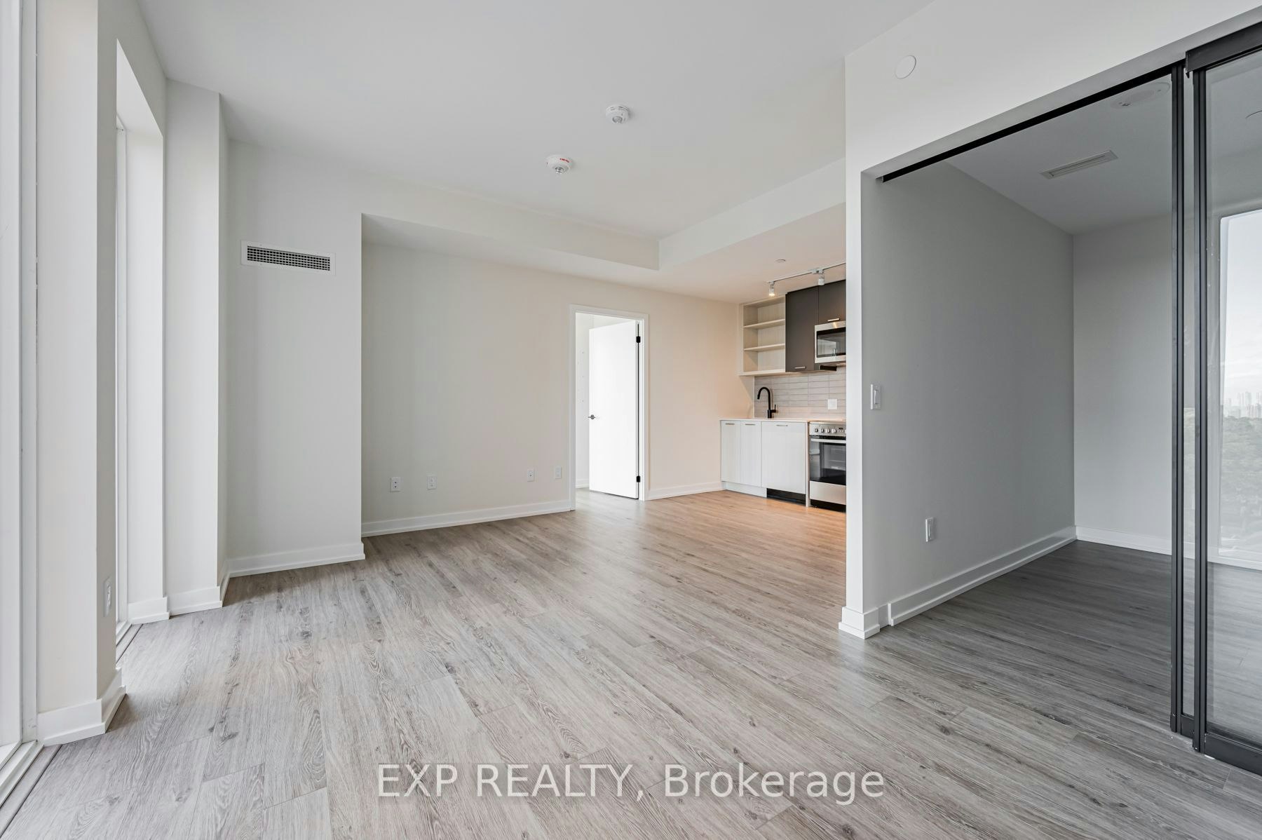 803-2300 St Clair Avenue W, Toronto, ON, M6N 1K8 - 8