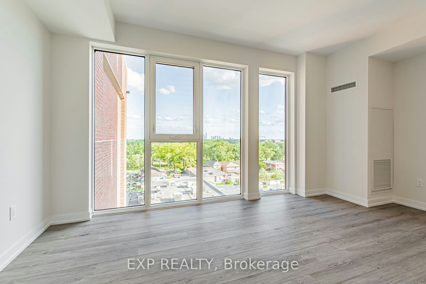 803-2300 St Clair Avenue W, Toronto, ON, M6N 1K8 - 4