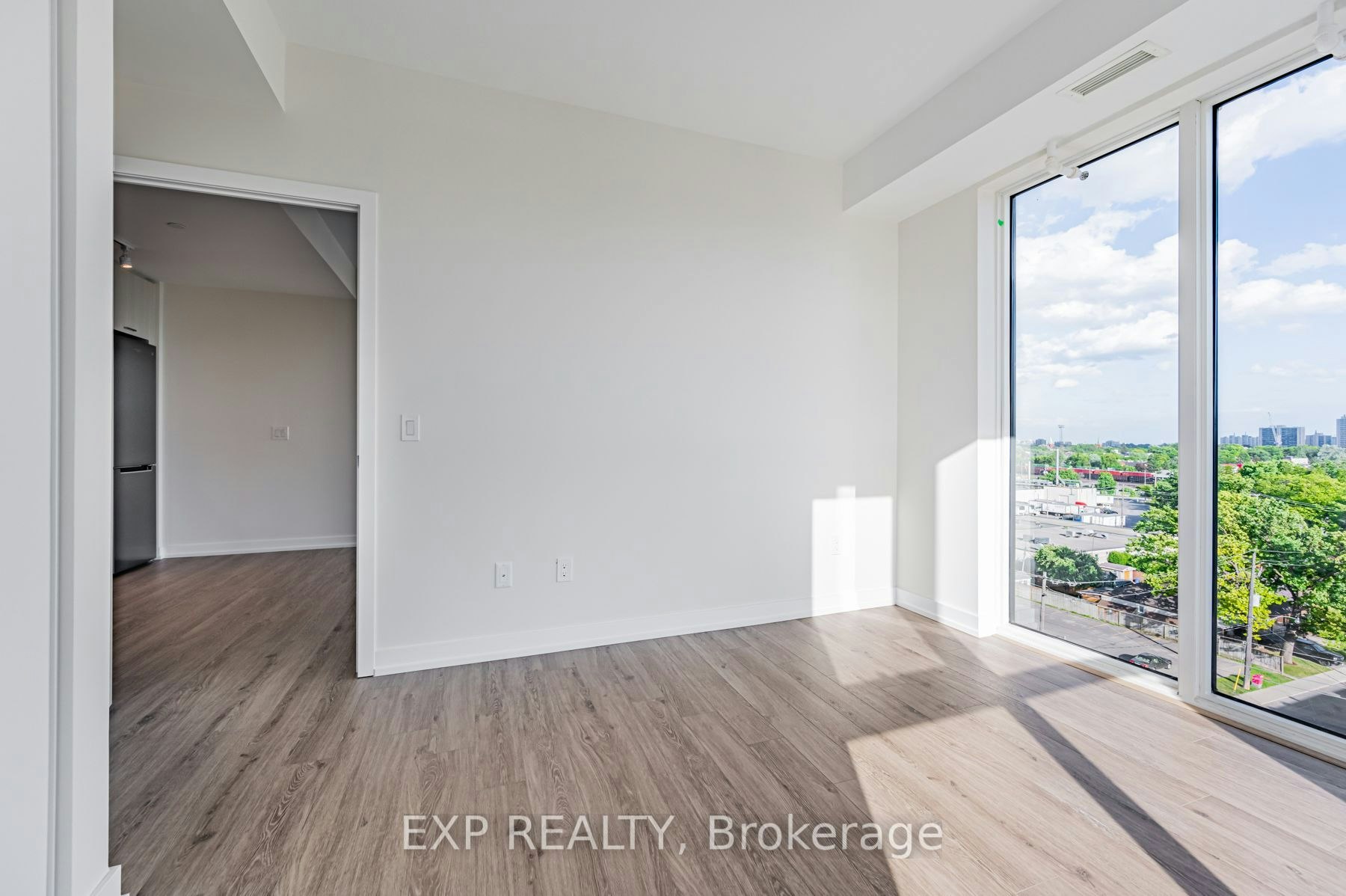 803-2300 St Clair Avenue W, Toronto, ON, M6N 1K8 - 22