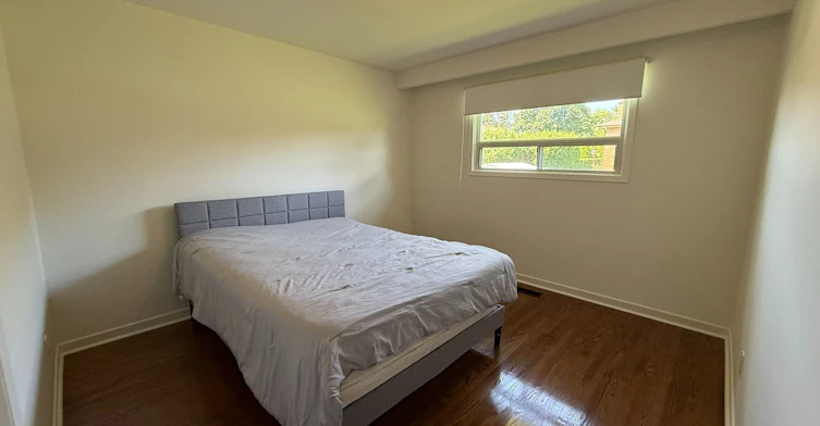 1213 Shamir Crescent, Mississauga, ON, L5C 1L2 - 9