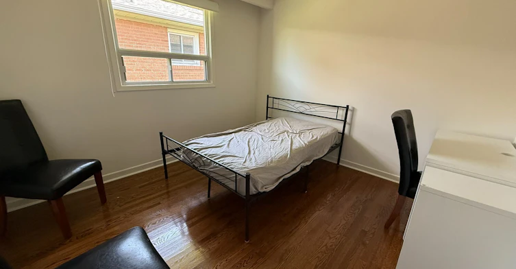 1213 Shamir Crescent, Mississauga, ON, L5C 1L2 - 10