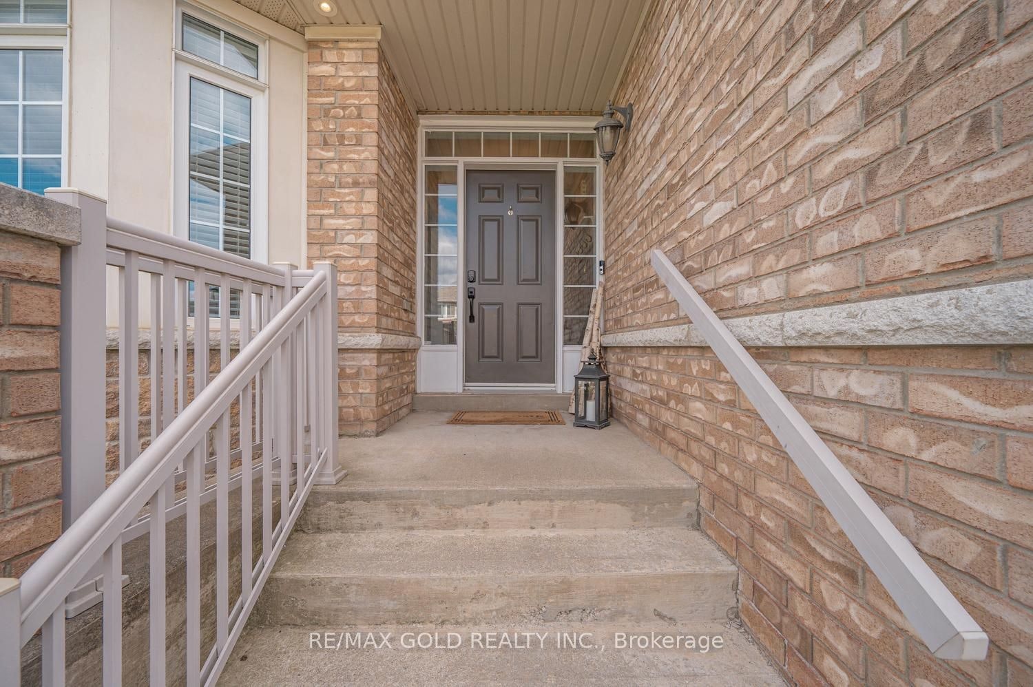 28 Dokkum Crescent, Brampton, ON, L6Z 4T6 - 9