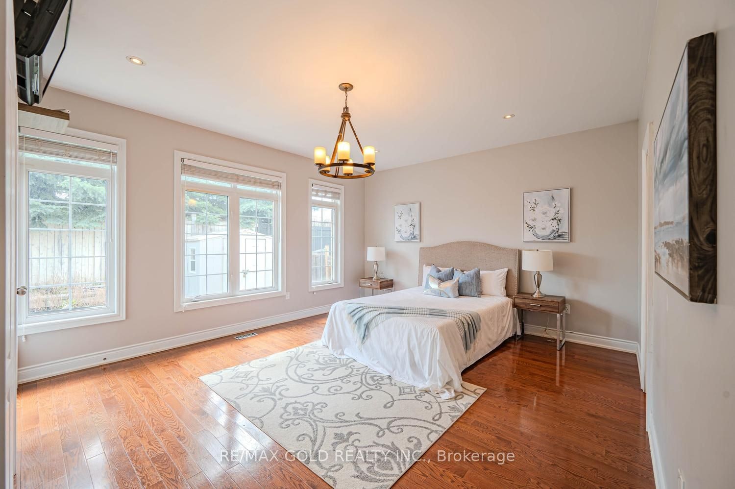 28 Dokkum Crescent, Brampton, ON, L6Z 4T6 - 28