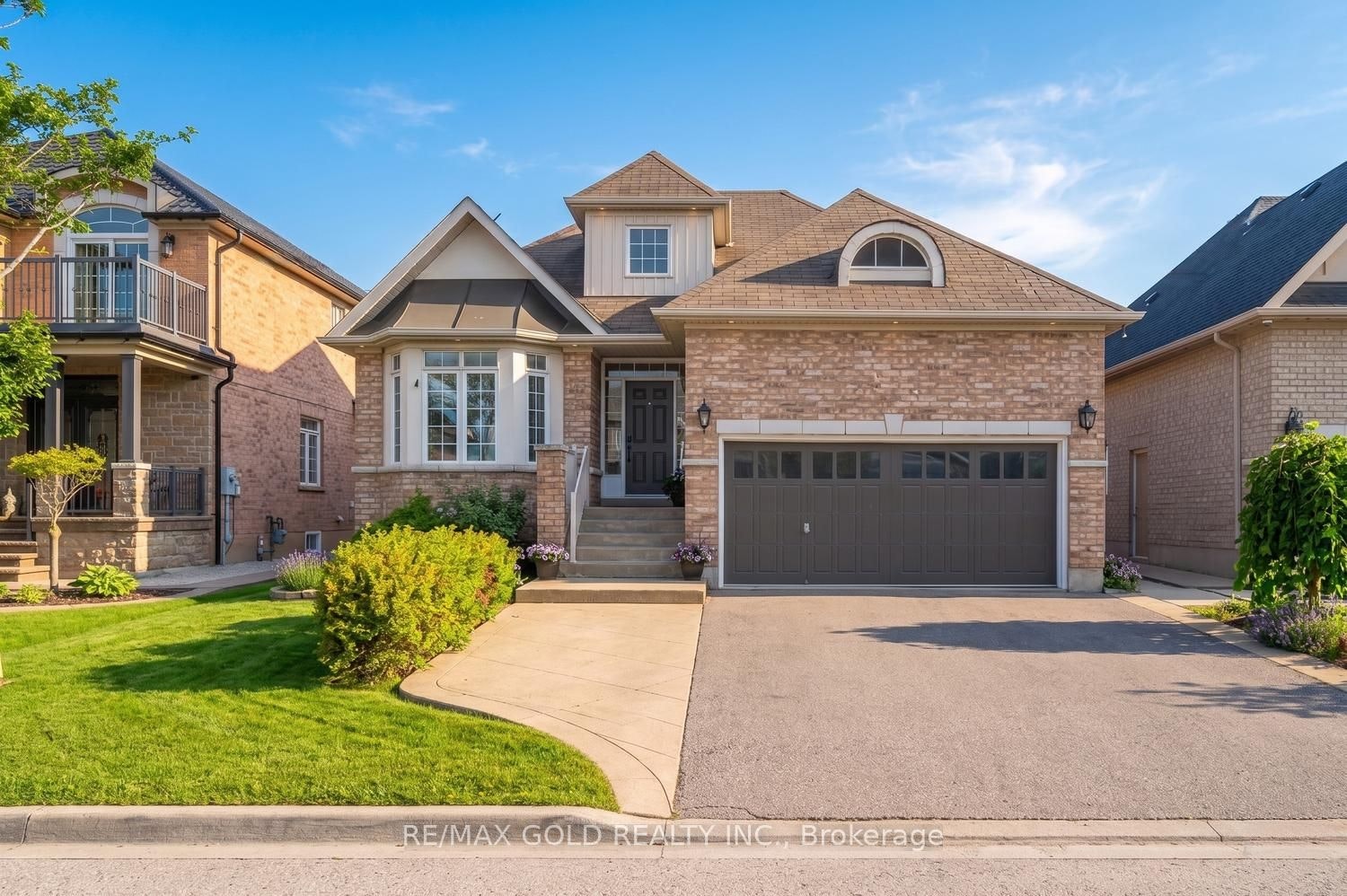 28 Dokkum Crescent, Brampton, ON, L6Z 4T6 - 2