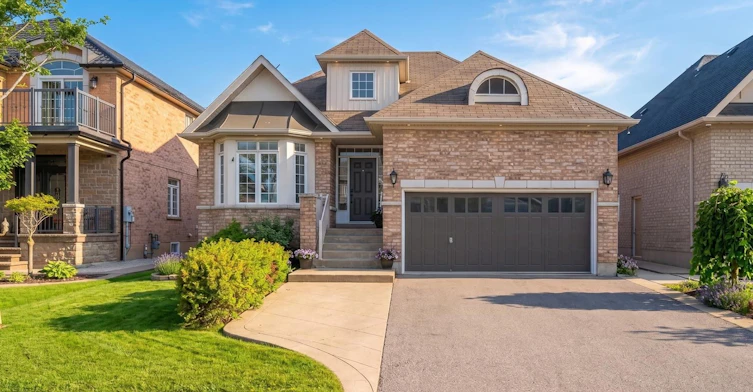 28 Dokkum Crescent, Brampton, ON, L6Z 4T6 - 2