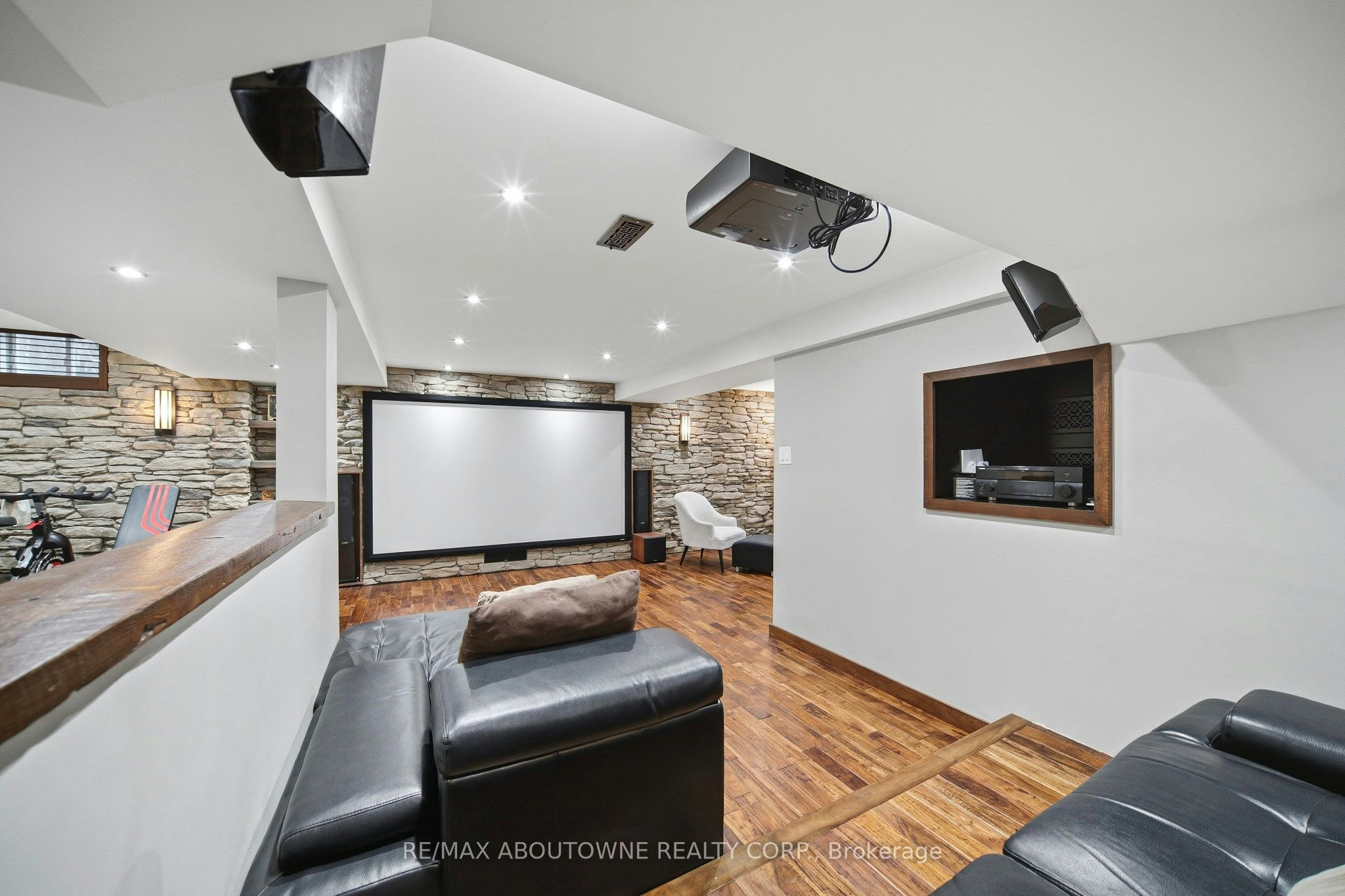3408 Hideaway Place, Mississauga, ON, L5M 0A7 - 41