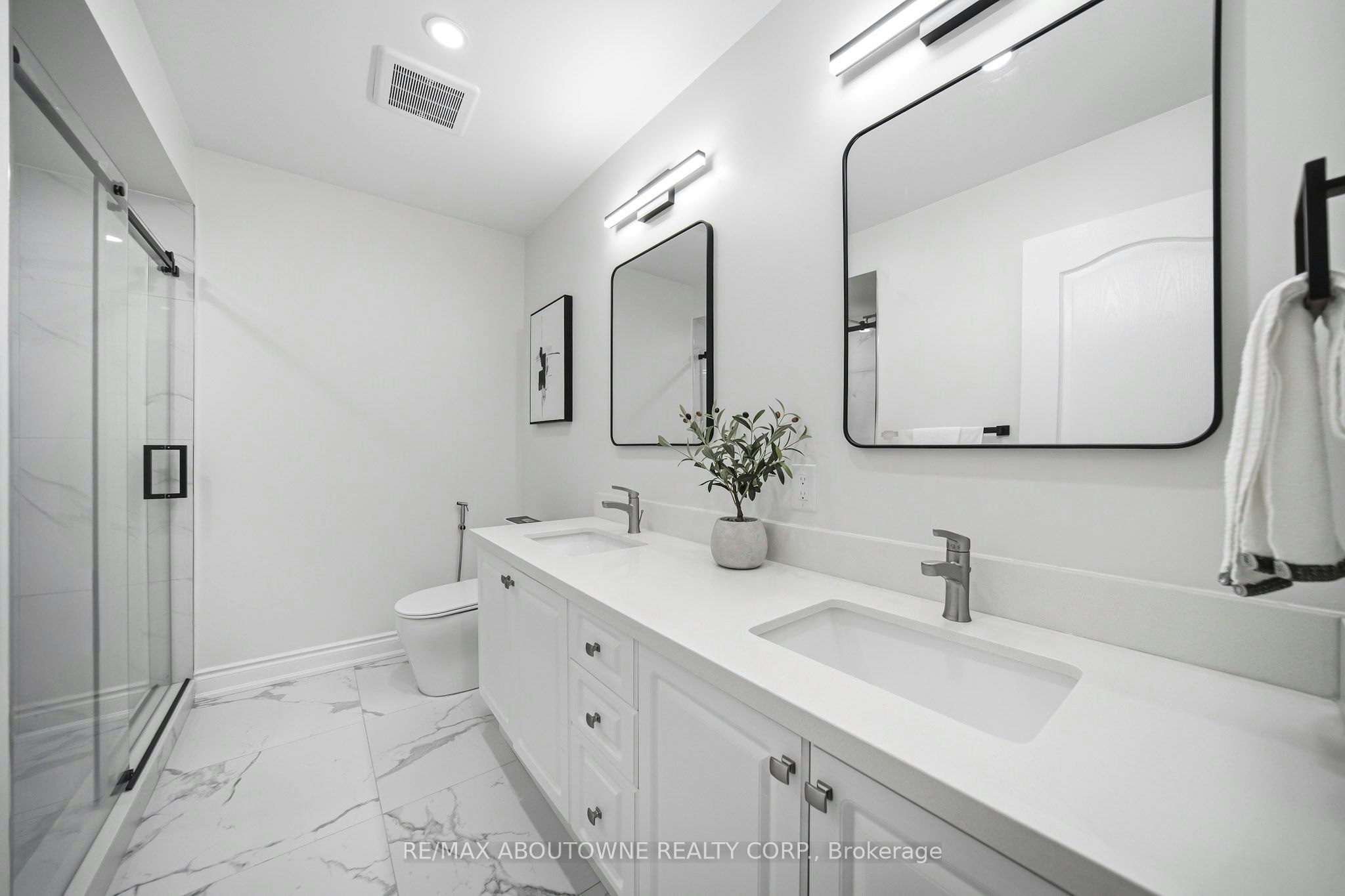 3408 Hideaway Place, Mississauga, ON, L5M 0A7 - 24