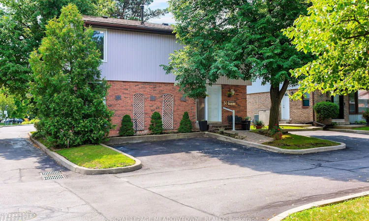30-59 Kenninghall Boulevard