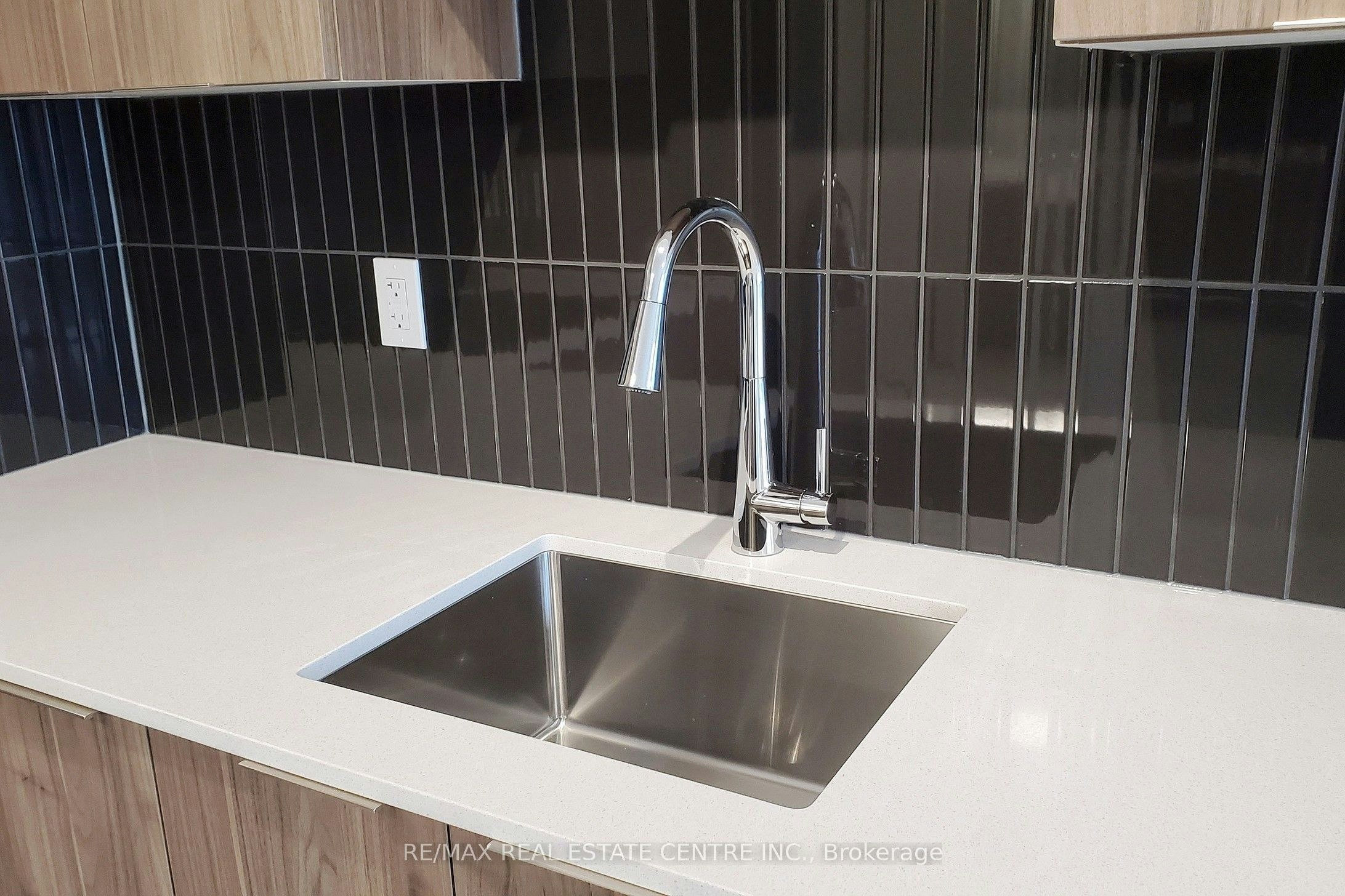 549-2501 Saw Whet Boulevard N, Oakville, ON, L6L 0H5 - 19