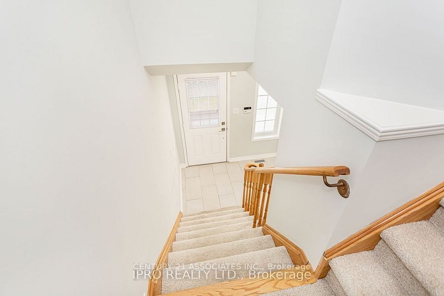 2410 Emerson Drive, Burlington, ON, L7L 7M3 - 13