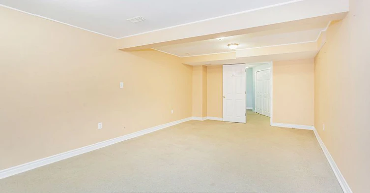 2410 Emerson Drive, Burlington, ON, L7L 7M3 - 29