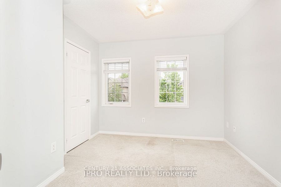 2410 Emerson Drive, Burlington, ON, L7L 7M3 - 21