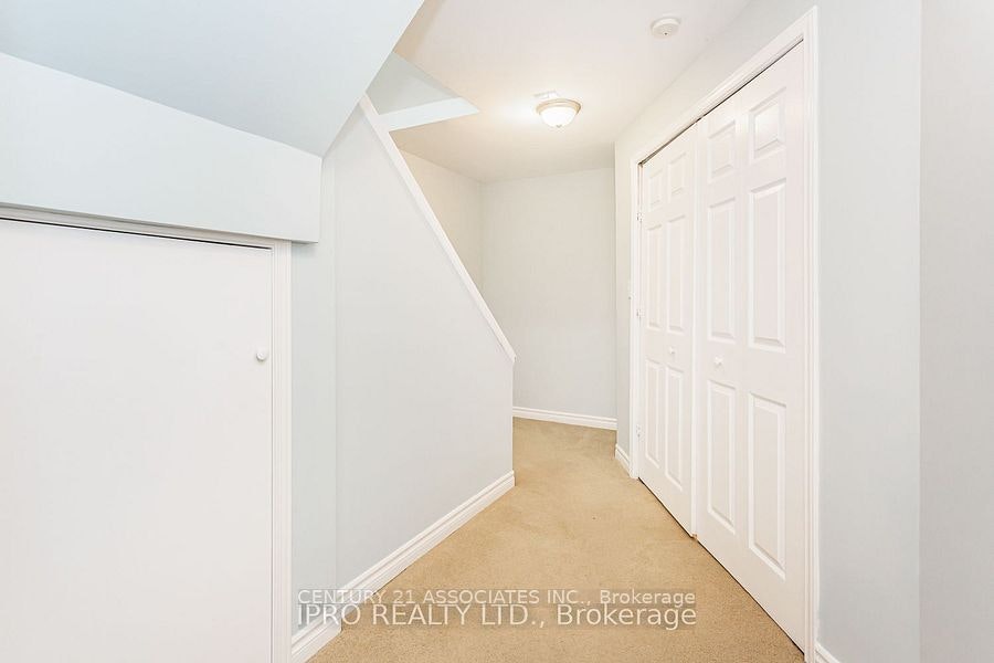 2410 Emerson Drive, Burlington, ON, L7L 7M3 - 26