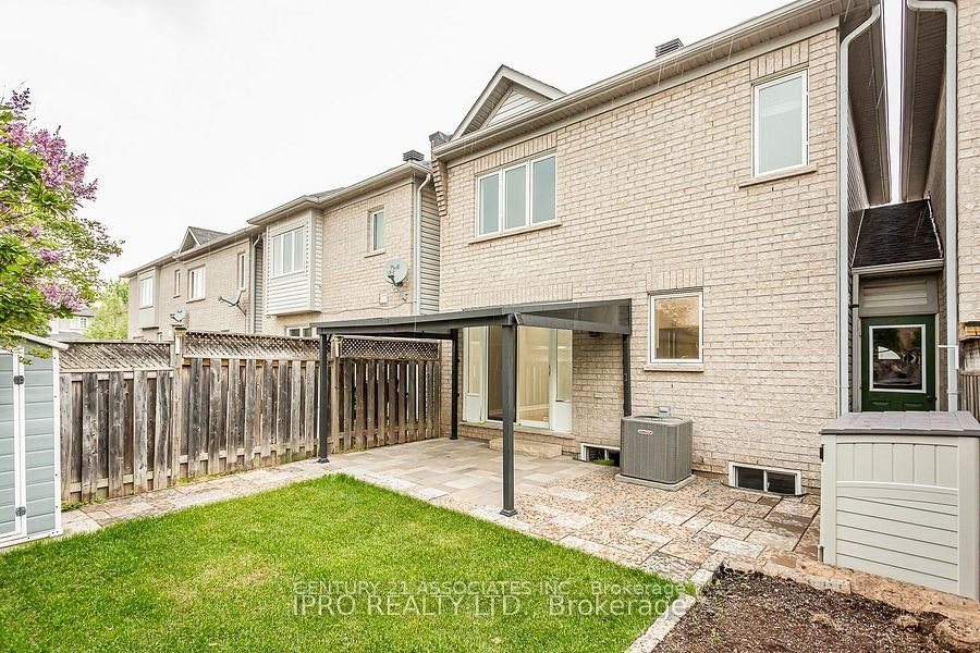 2410 Emerson Drive, Burlington, ON, L7L 7M3 - 33