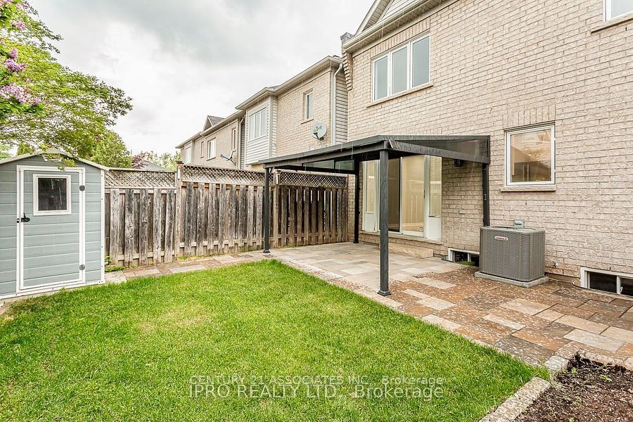 2410 Emerson Drive, Burlington, ON, L7L 7M3 - 34