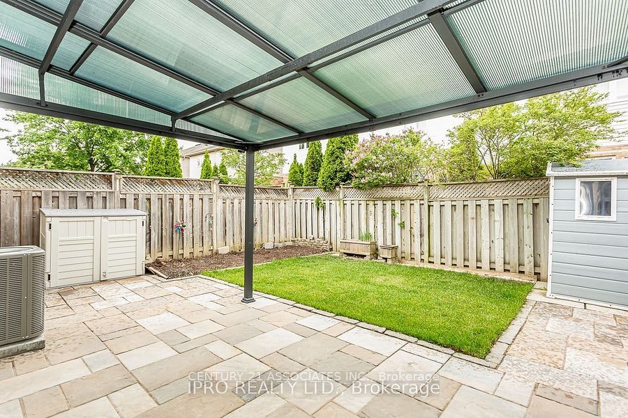 2410 Emerson Drive, Burlington, ON, L7L 7M3 - 32