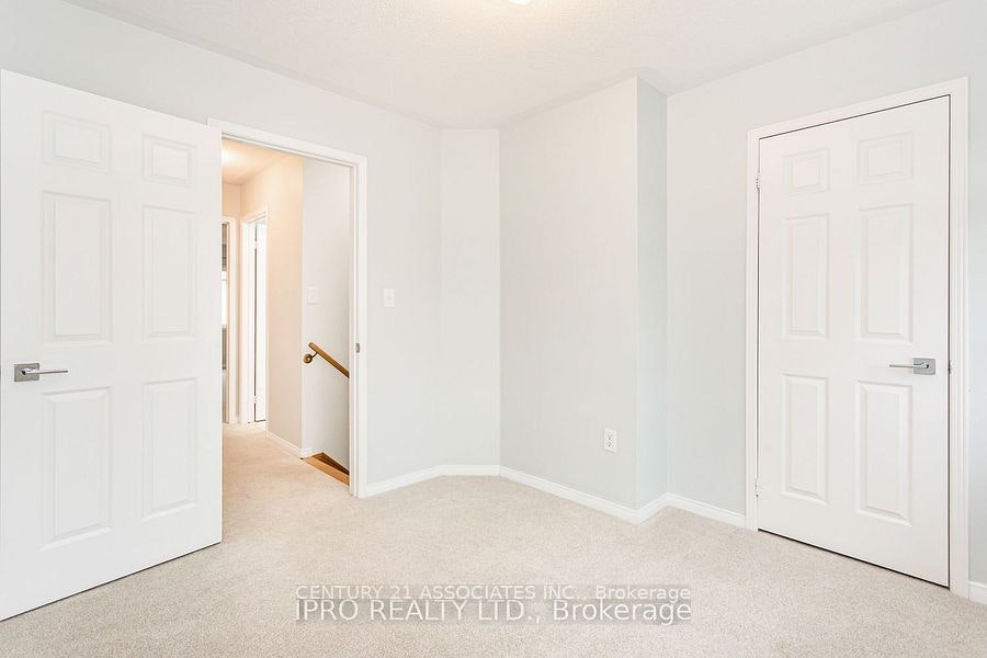 2410 Emerson Drive, Burlington, ON, L7L 7M3 - 22