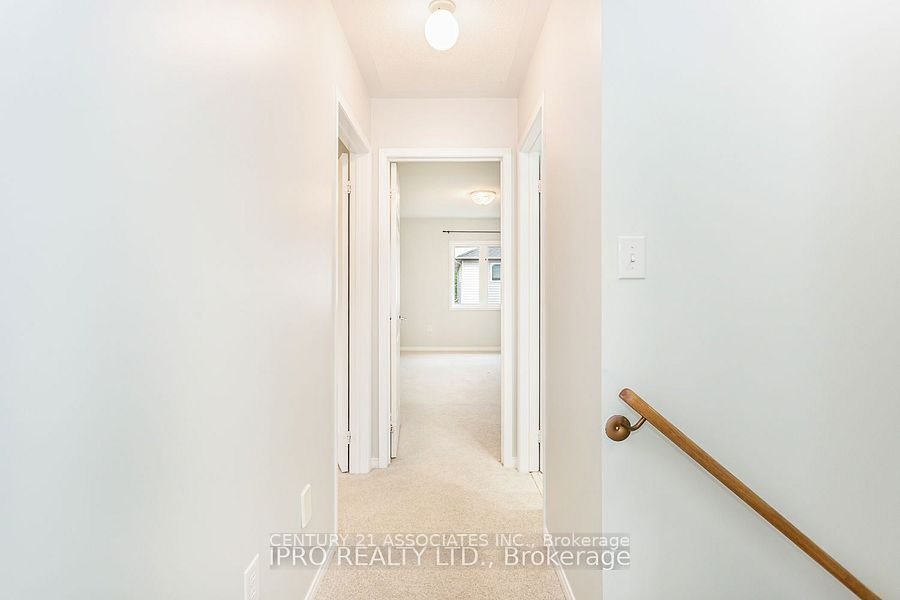 2410 Emerson Drive, Burlington, ON, L7L 7M3 - 2