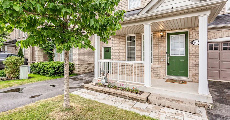 2410 Emerson Drive, Burlington, ON, L7L 7M3 - 3