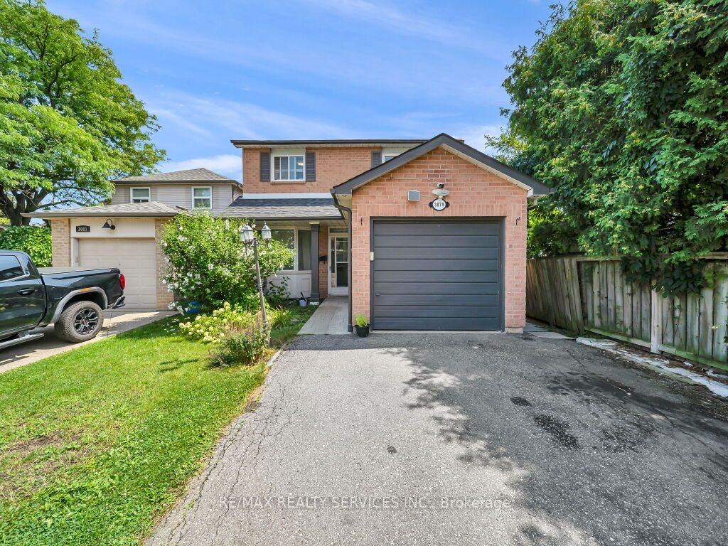 3079 Bartholomew Crescent, Mississauga, ON, L5N 3K9