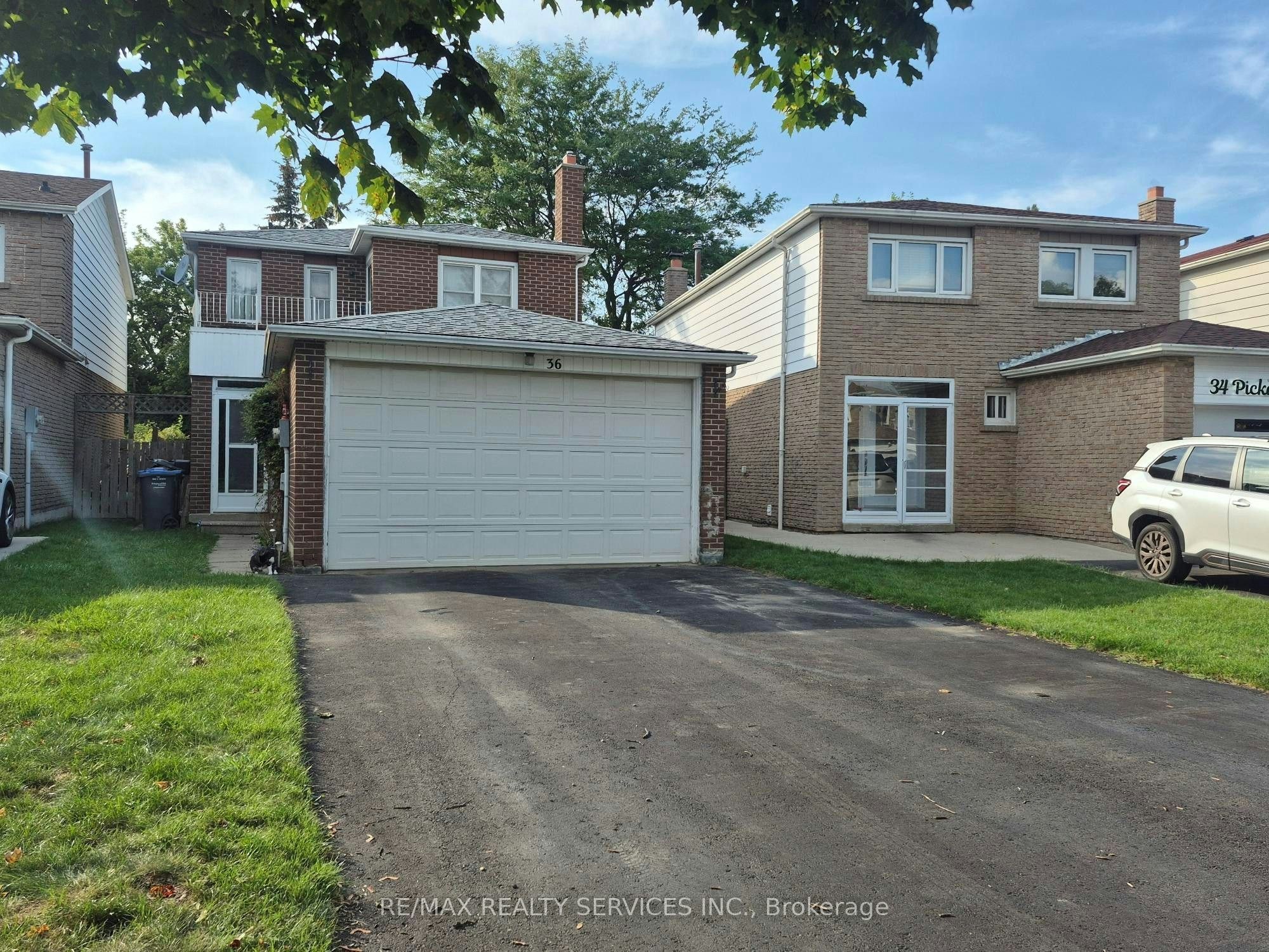36 Pickard Lane, Brampton, ON, L6Y 2M5