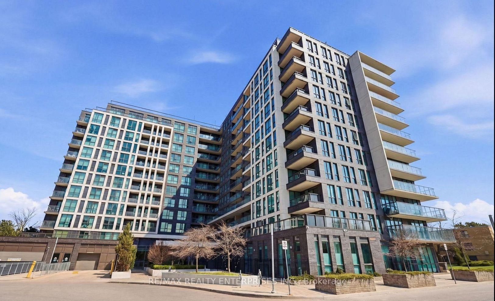 522-80 Esther Lorrie Drive, Toronto, ON, M9W 4V1