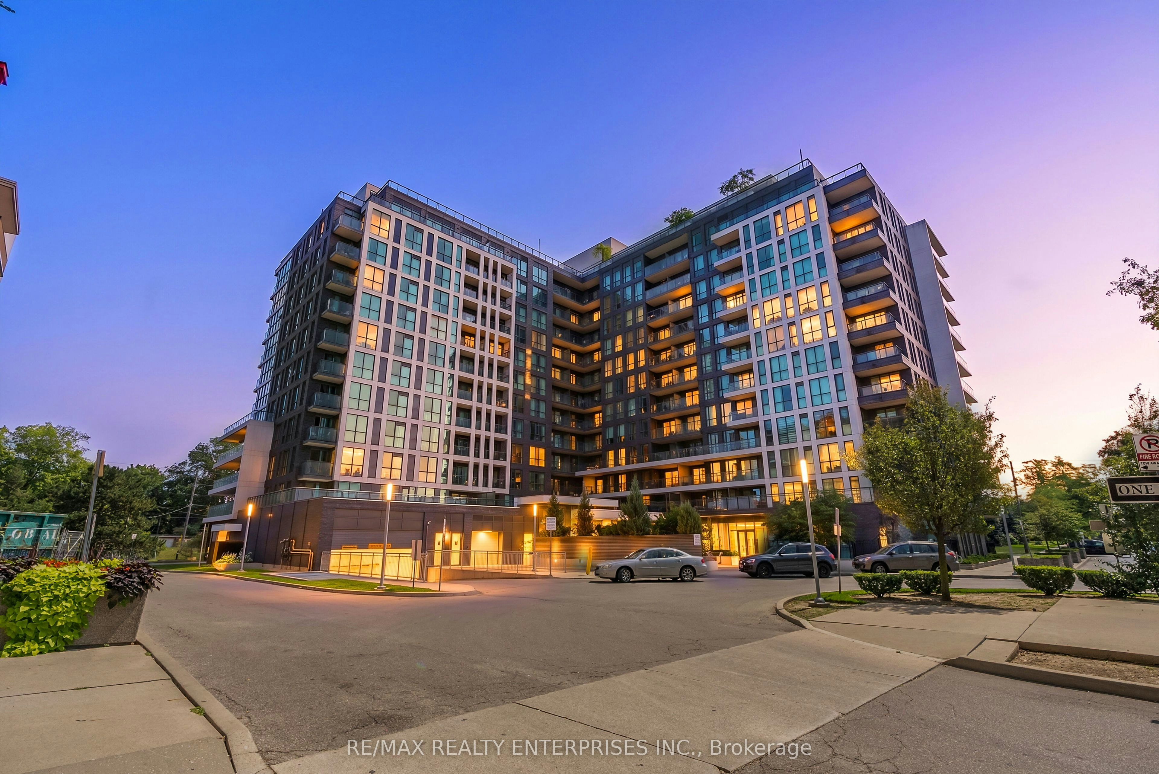 522-80 Esther Lorrie Drive, Toronto, ON, M9W 4V1