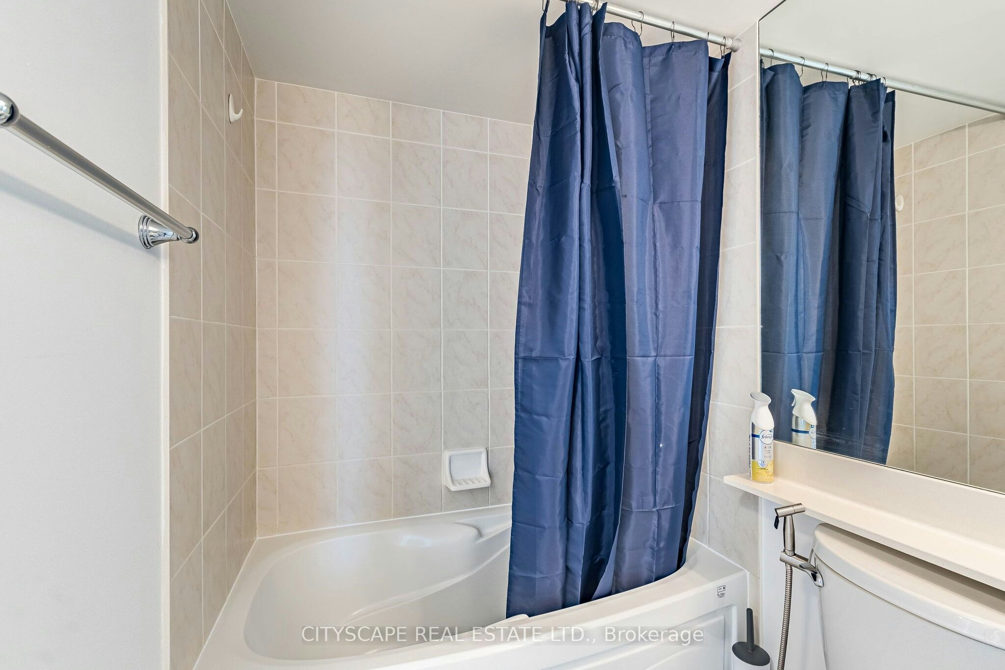 2110-3880 Duke Of York Boulevard, Mississauga, ON, L5B 4M7 - 32
