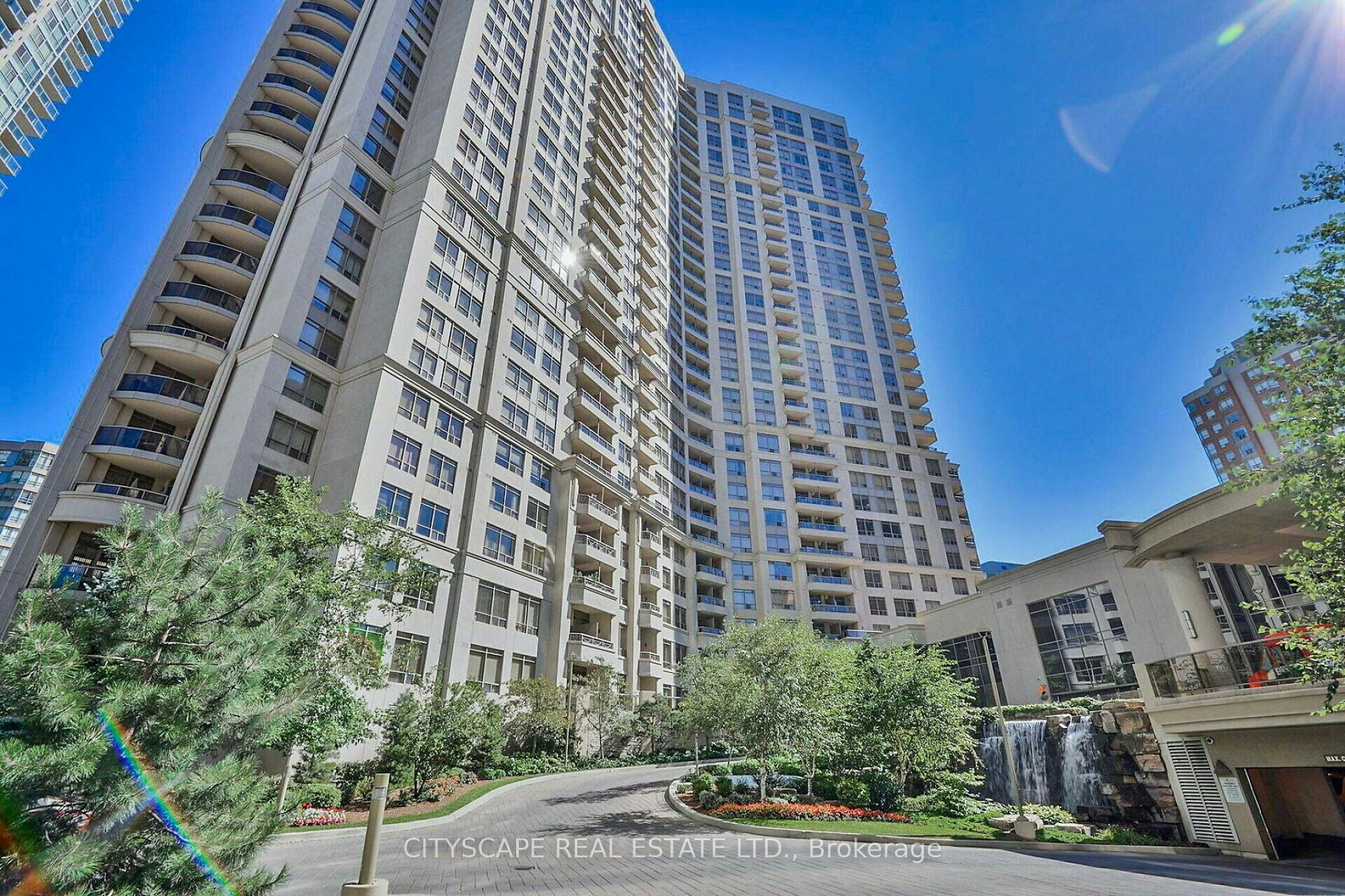 2110-3880 Duke Of York Boulevard, Mississauga, ON, L5B 4M7