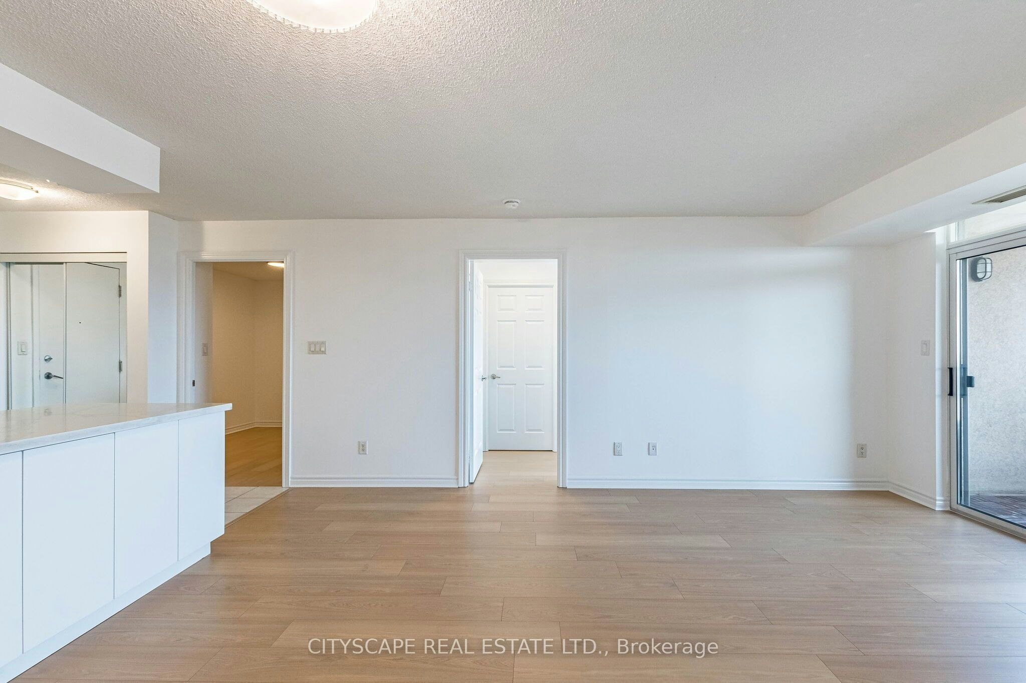 2110-3880 Duke Of York Boulevard, Mississauga, ON, L5B 4M7 - 21