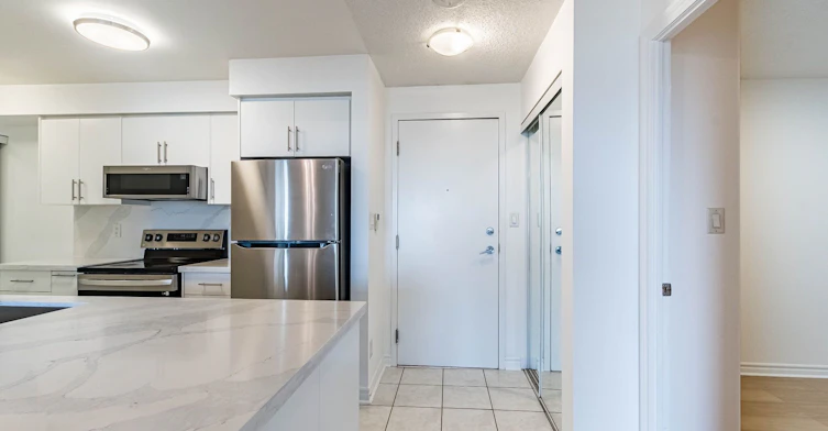 2110-3880 Duke Of York Boulevard, Mississauga, ON, L5B 4M7 - 5